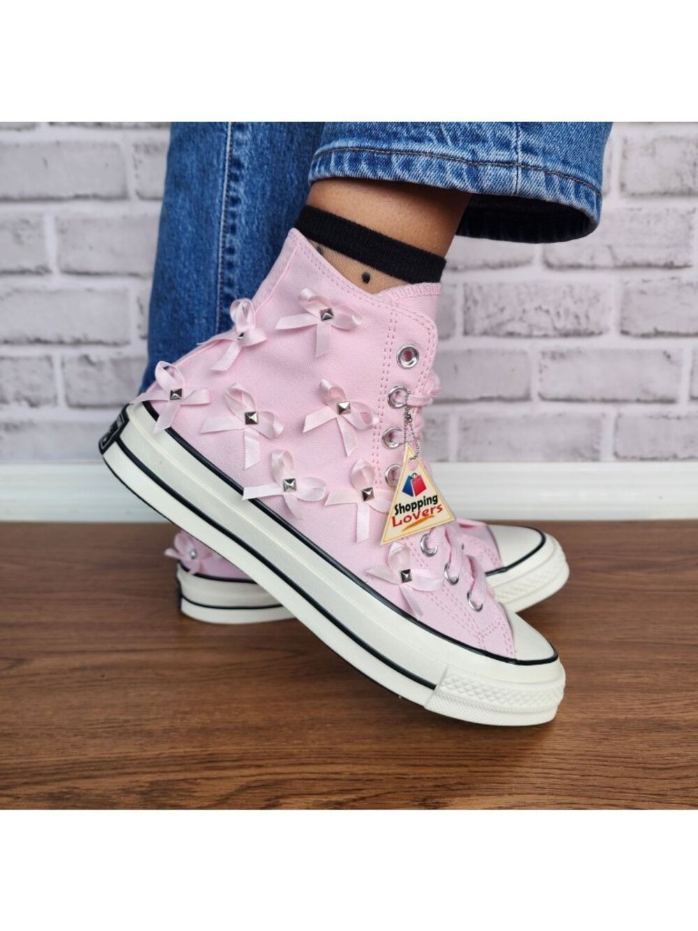⭐Converse Chuck 70 Hi Bow Studded Size 6.5 Women's Shoes Sneakers Pink A14444C⭐